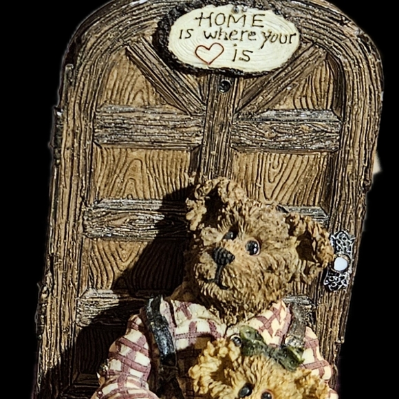 Boyds Bears Collection "Home is Where,The Heart Is" Figurine. - Picture 5 of 7